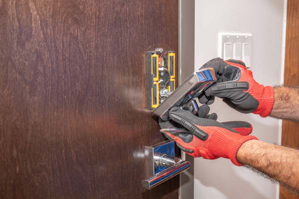 Serrurier, Colmar<br>Travaux de serrurerie, Colmar<br>Pose de serrurerie, Colmar